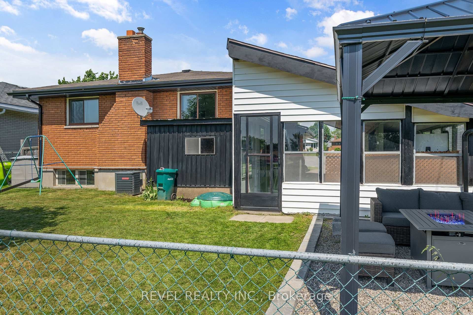 110 Glendale Road photo 30