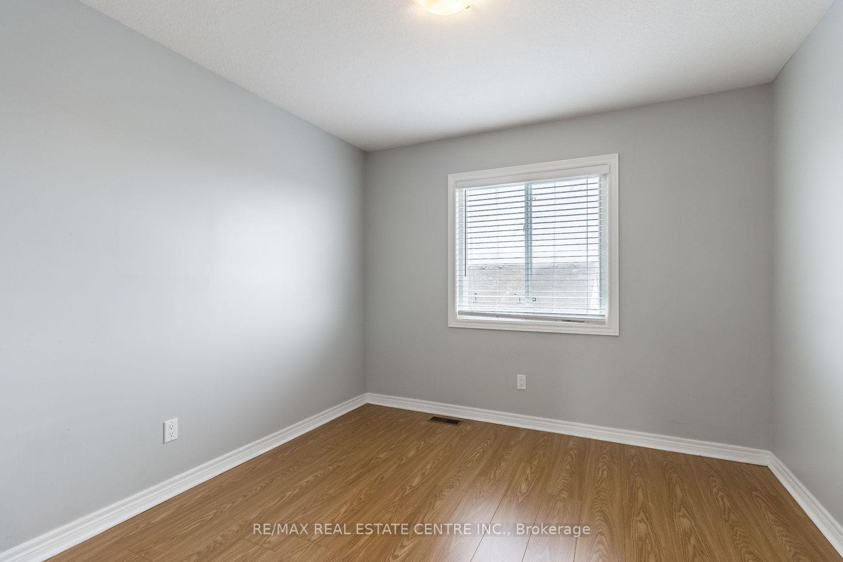 27 Dougall Street photo 28