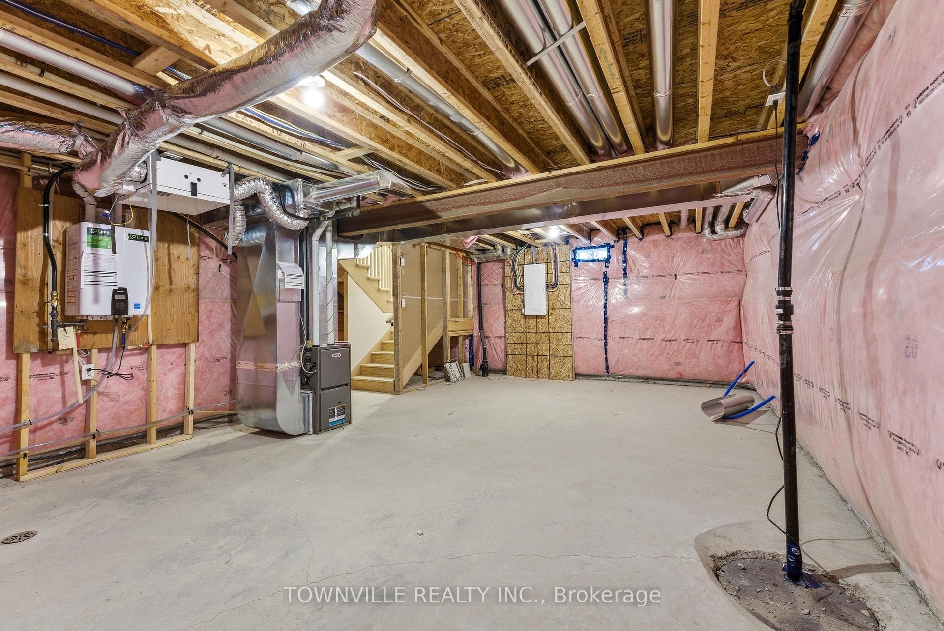42 Bradden Crescent photo 31