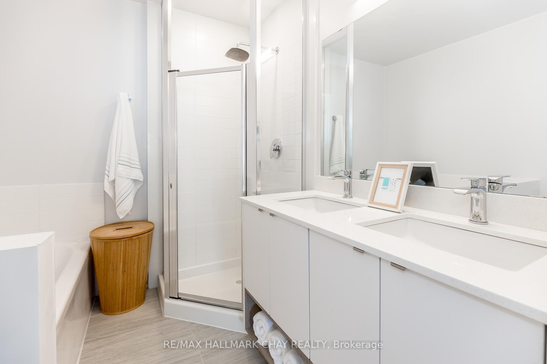 1121 Cooke Boulevard Unit 40 photo 24