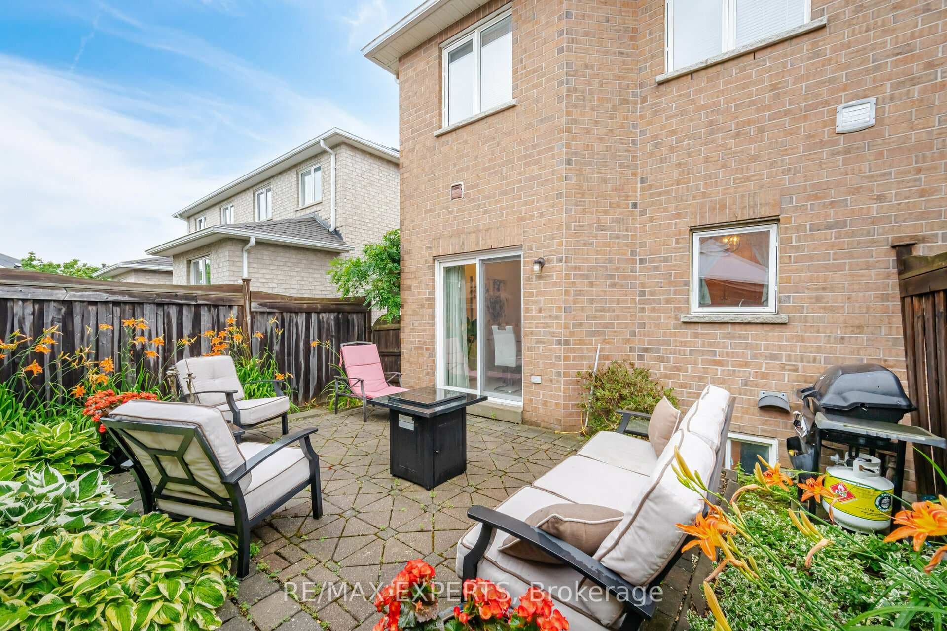 6 Knoll Haven Circle photo 35