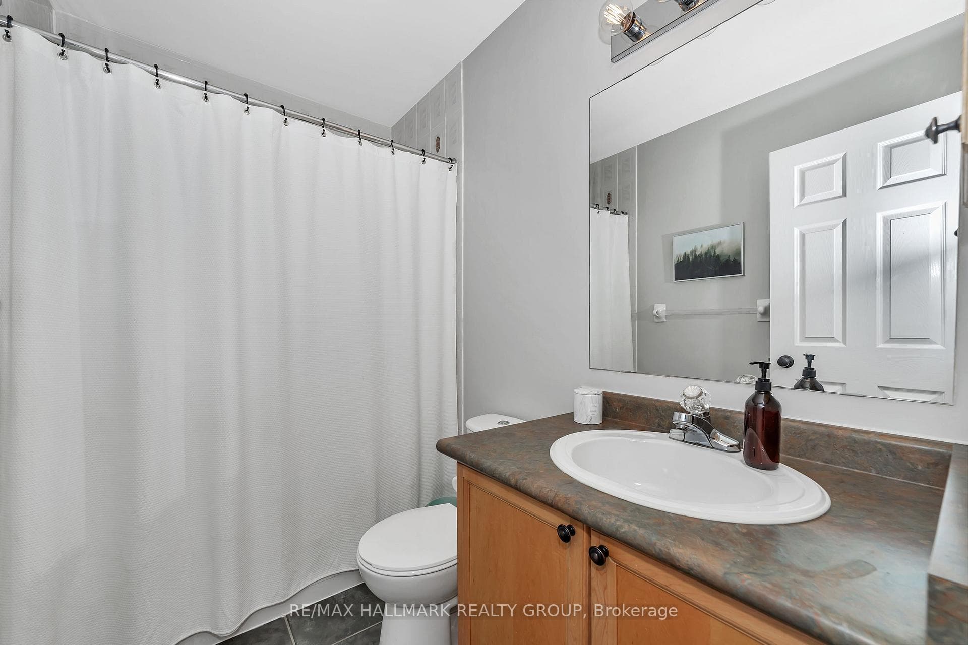 1589 RUMFORD Drive photo 21