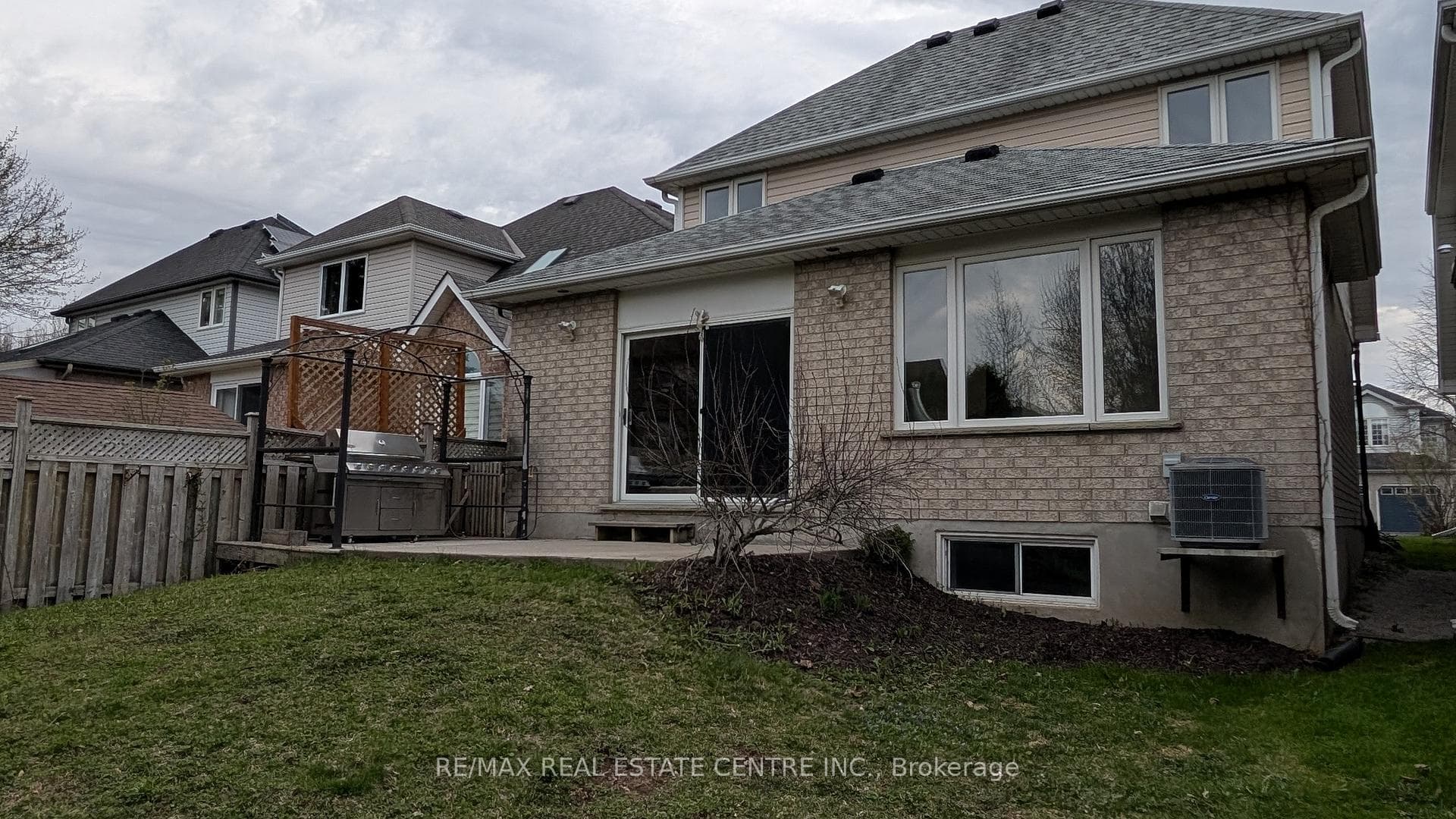 10 Periwinkle Way photo 39