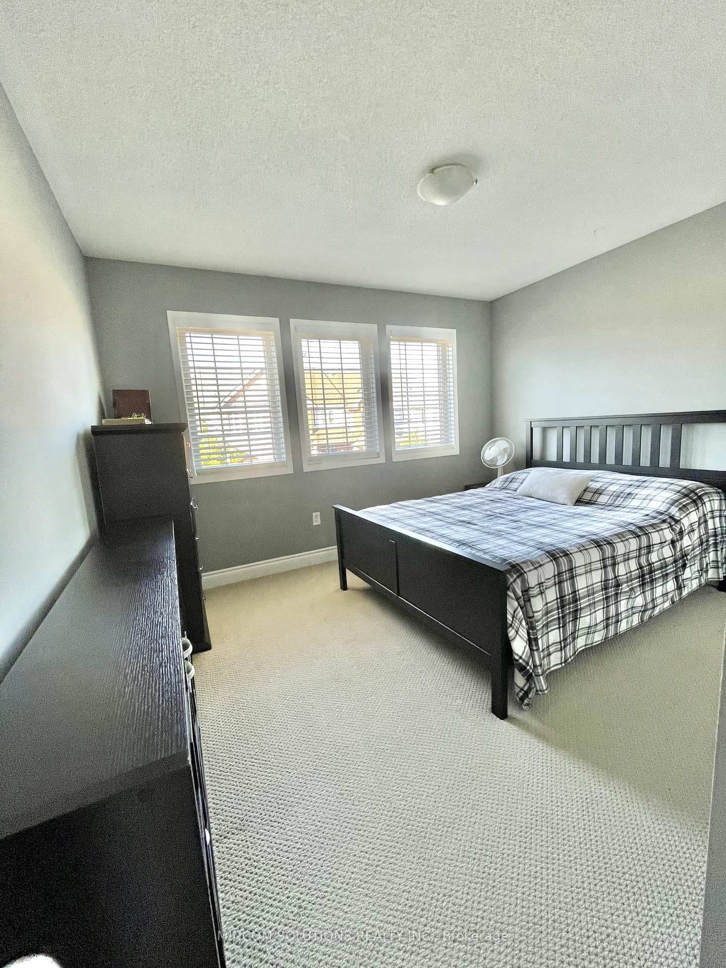 94 Gollins Drive photo 15