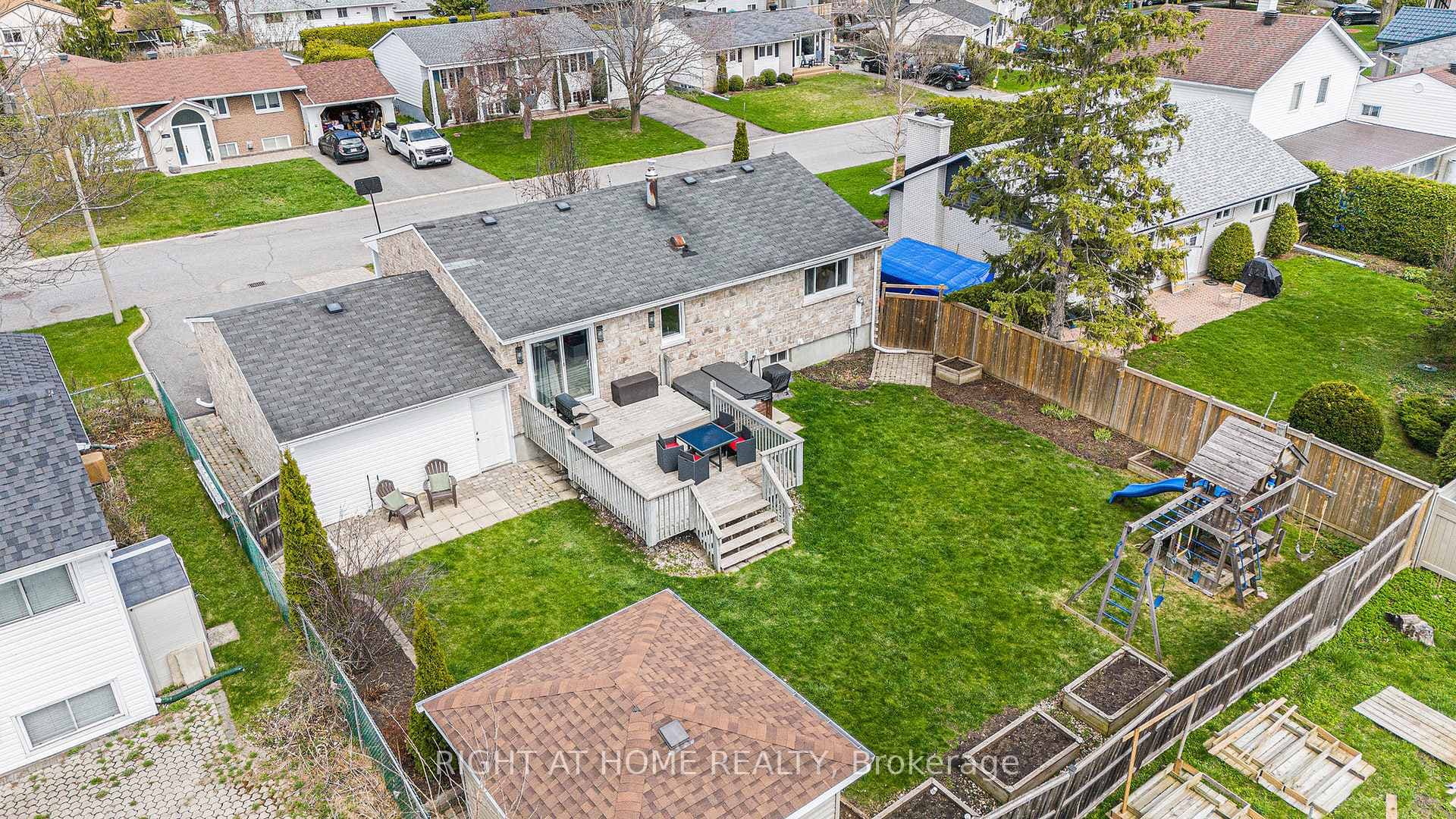 51 Keewatin Crescent photo 49