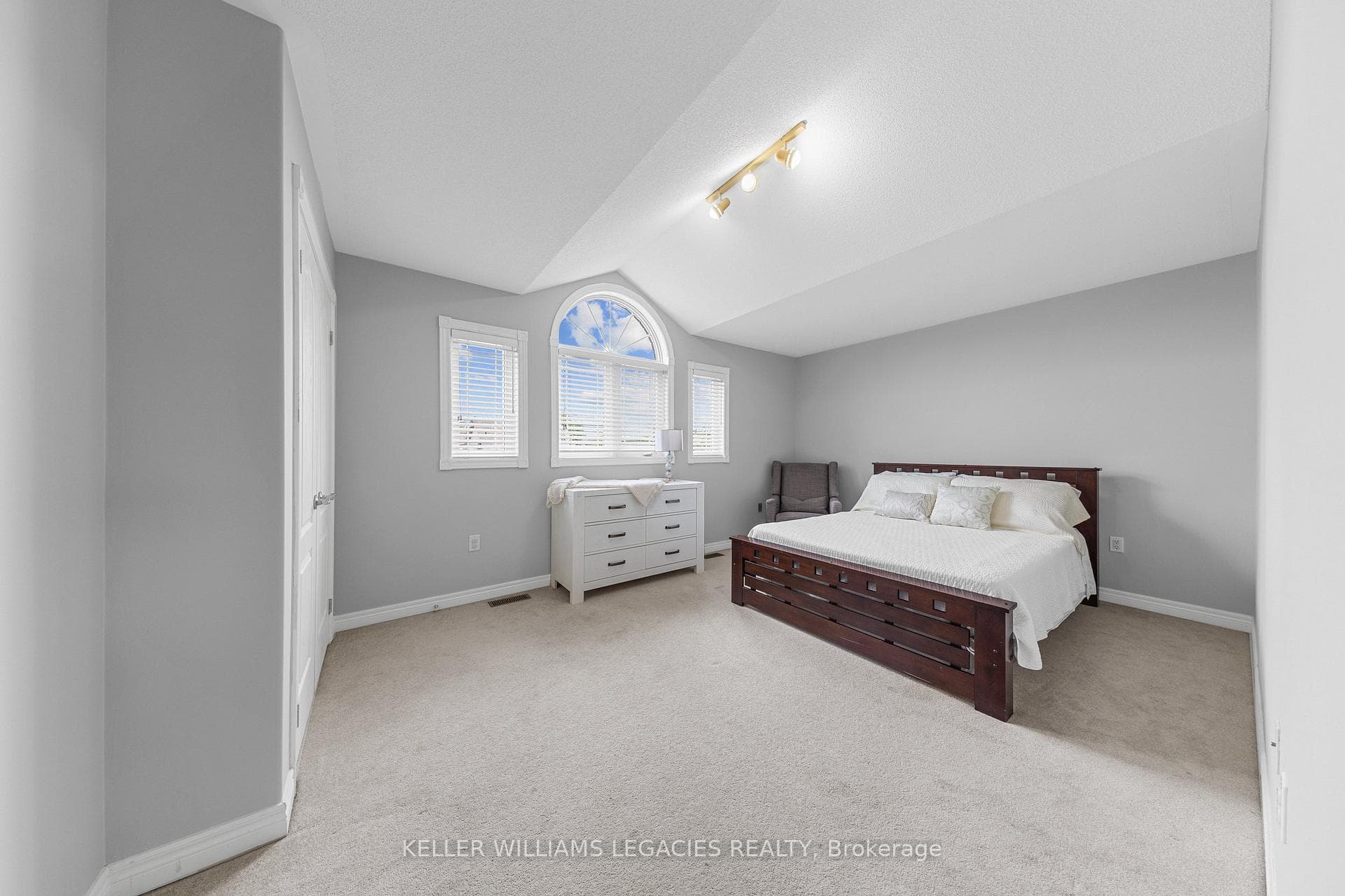 65 Highland Terrace photo 25
