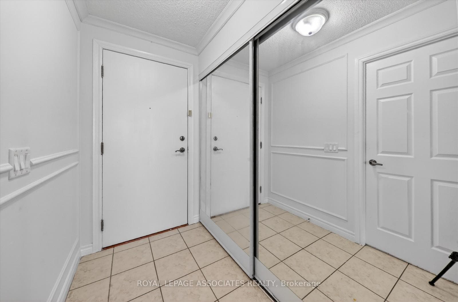 710 Humberwood Boulevard Unit 606A photo 14