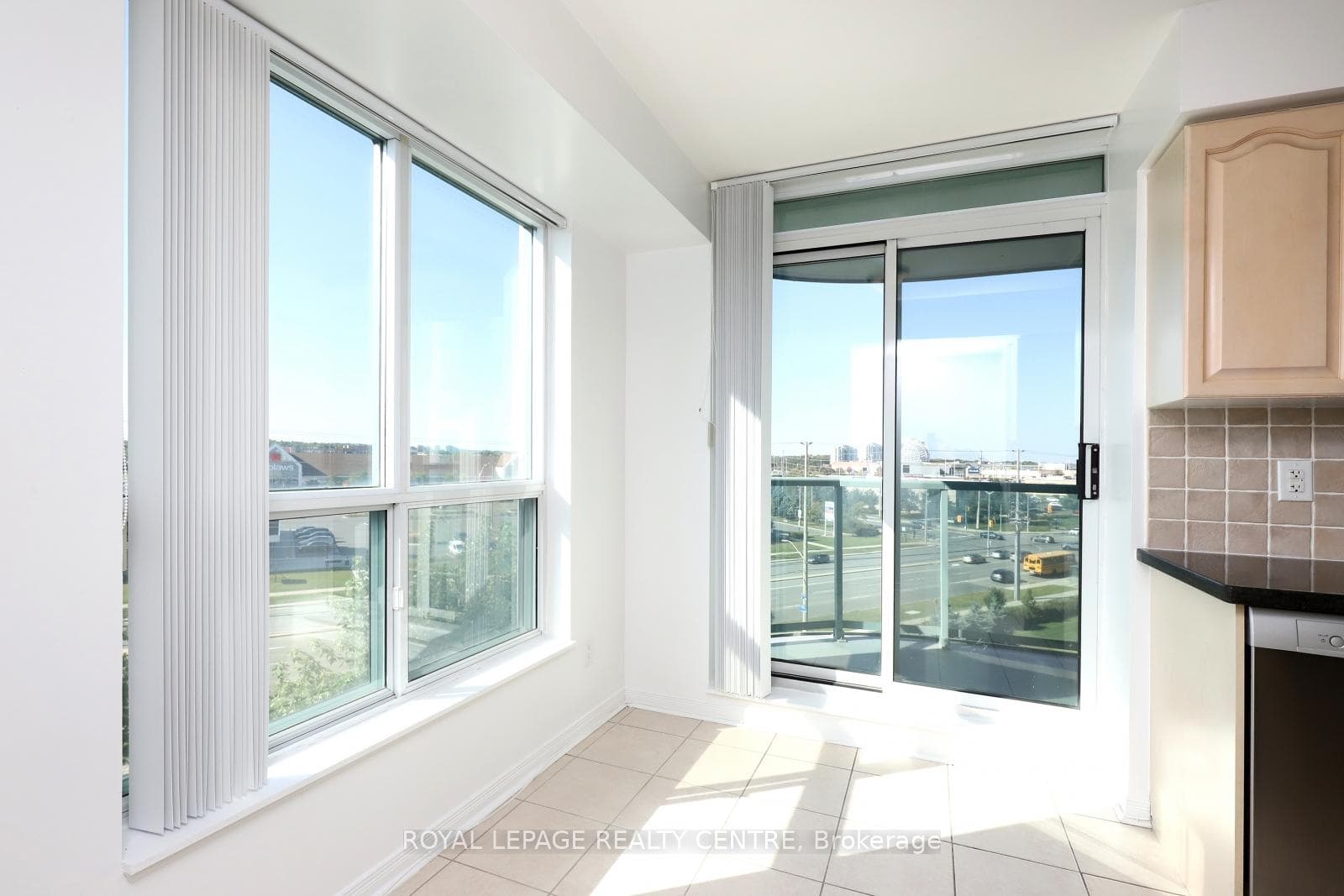 4850 Glen Erin Drive Unit 603 photo 14