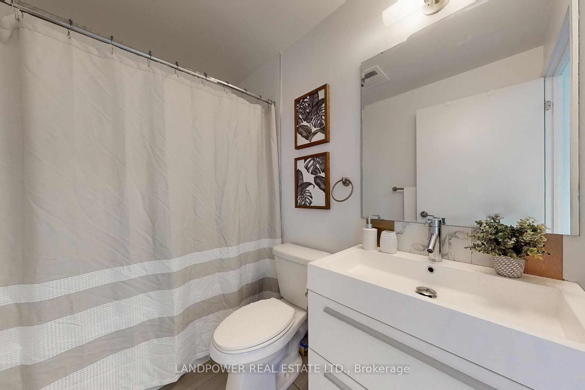 297 College Street Unit 1112 photo 16