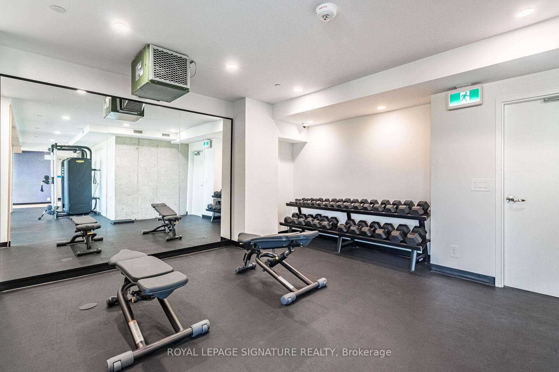 2720 Dundas Street Unit 616 photo 34