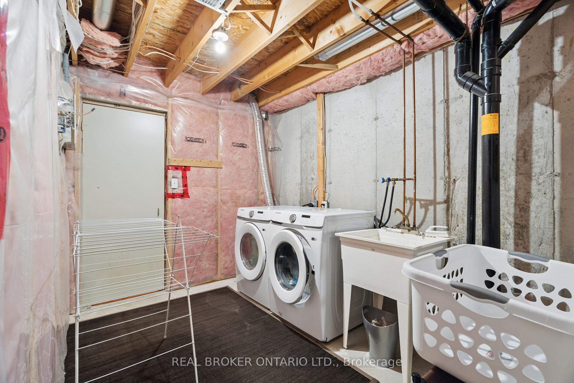 17 Ralston Drive photo 40