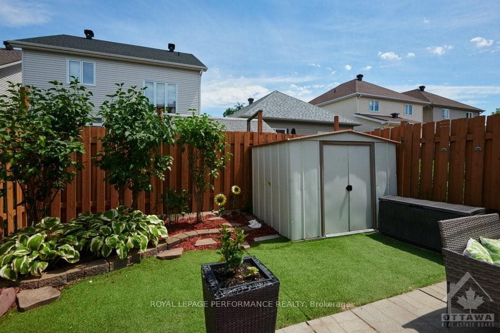 117 DUNTROON Circle photo 27