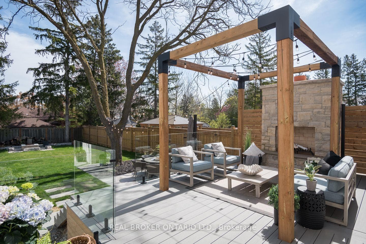 307 Martin Street photo 43