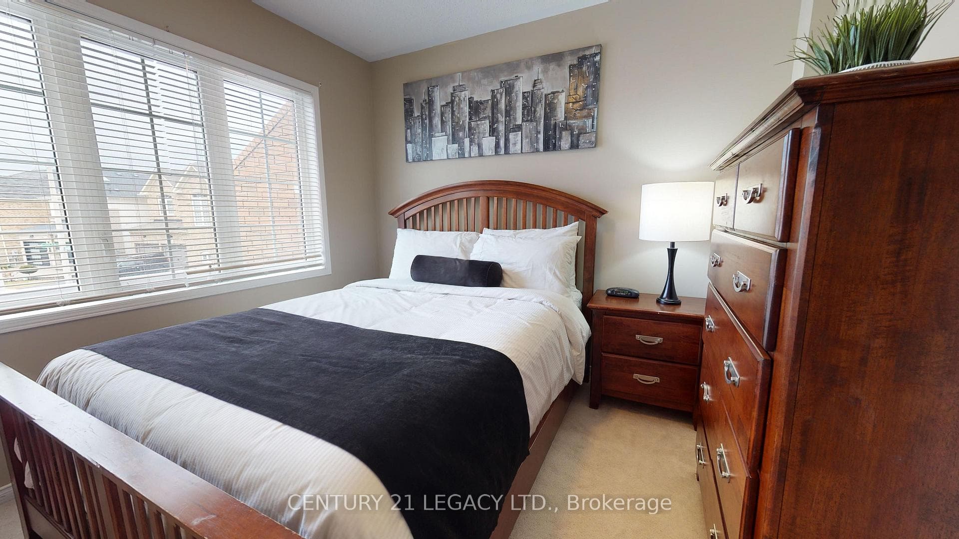 3317 Mikalda Road photo 12