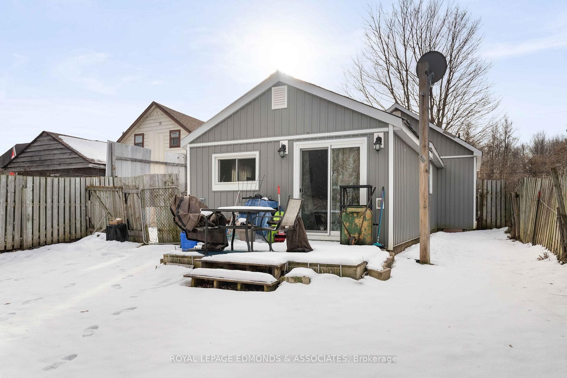 981 Lea Street photo 16