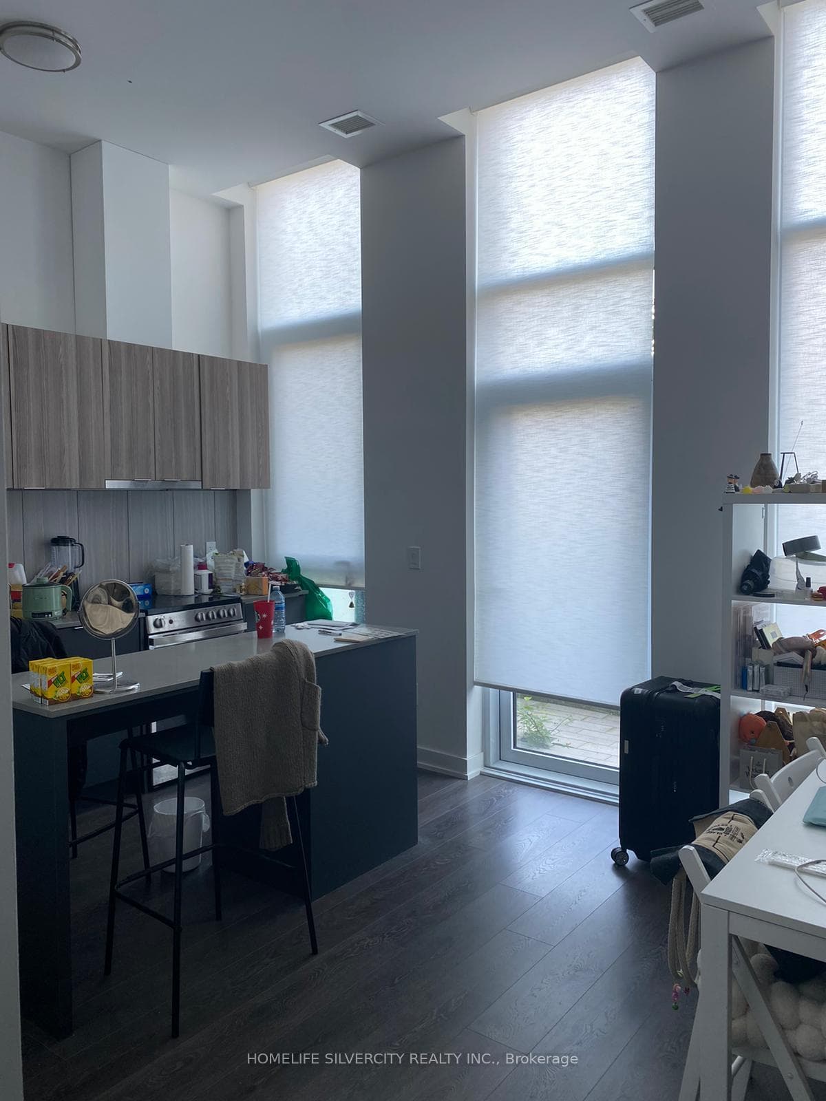8 Tippett Road Unit 111 photo 2