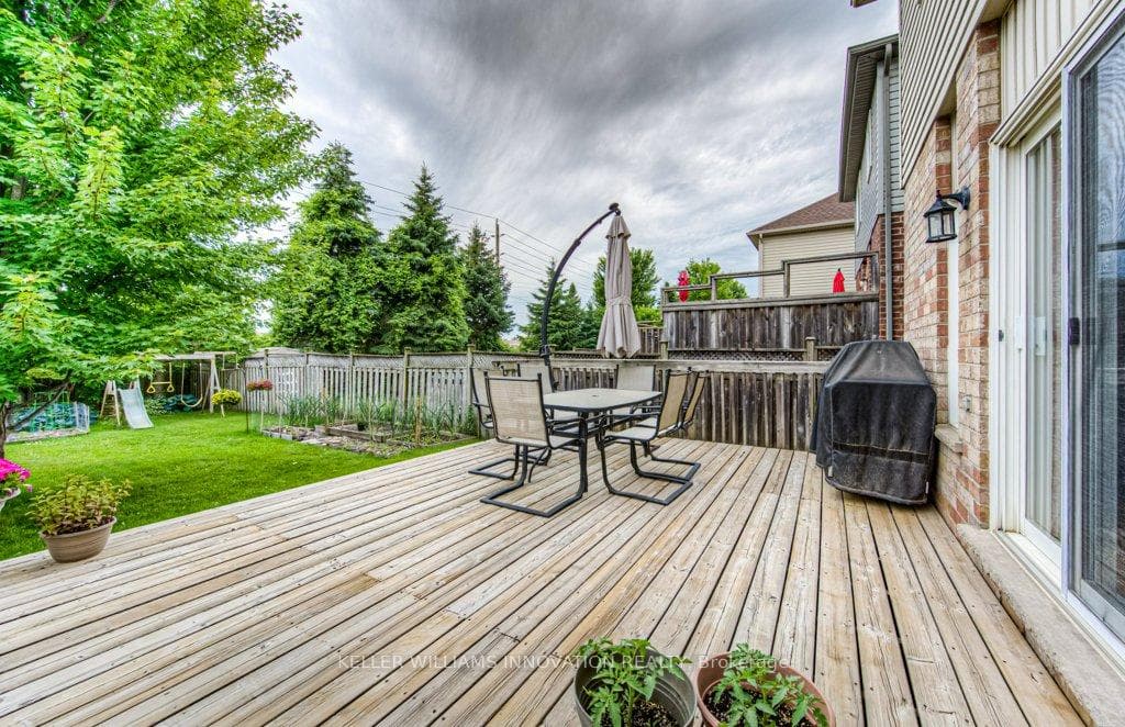 26 Periwinkle Street photo 29