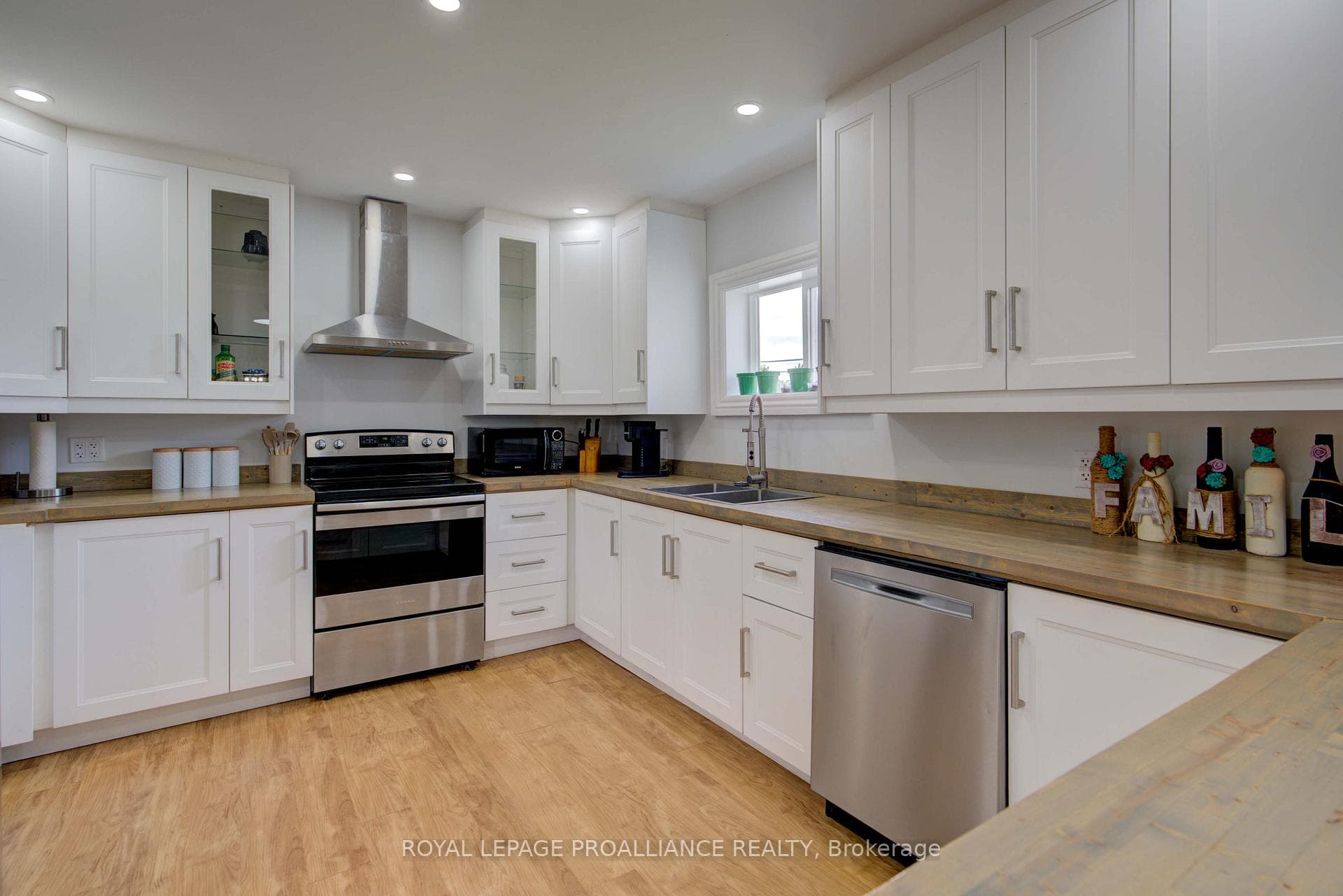 60 Concession Street photo 21