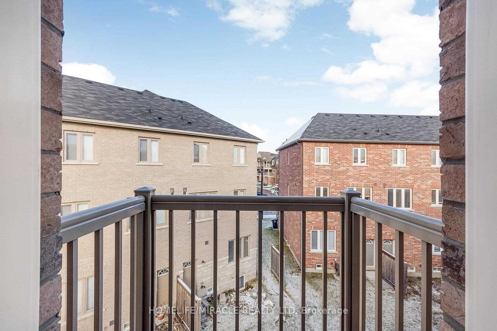 12 Sprucewood Road photo 12