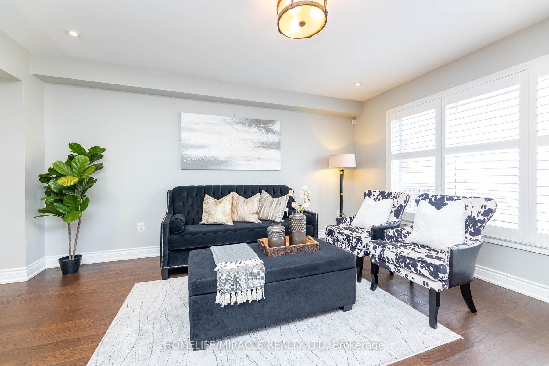 471 Mockridge Terrace photo 8