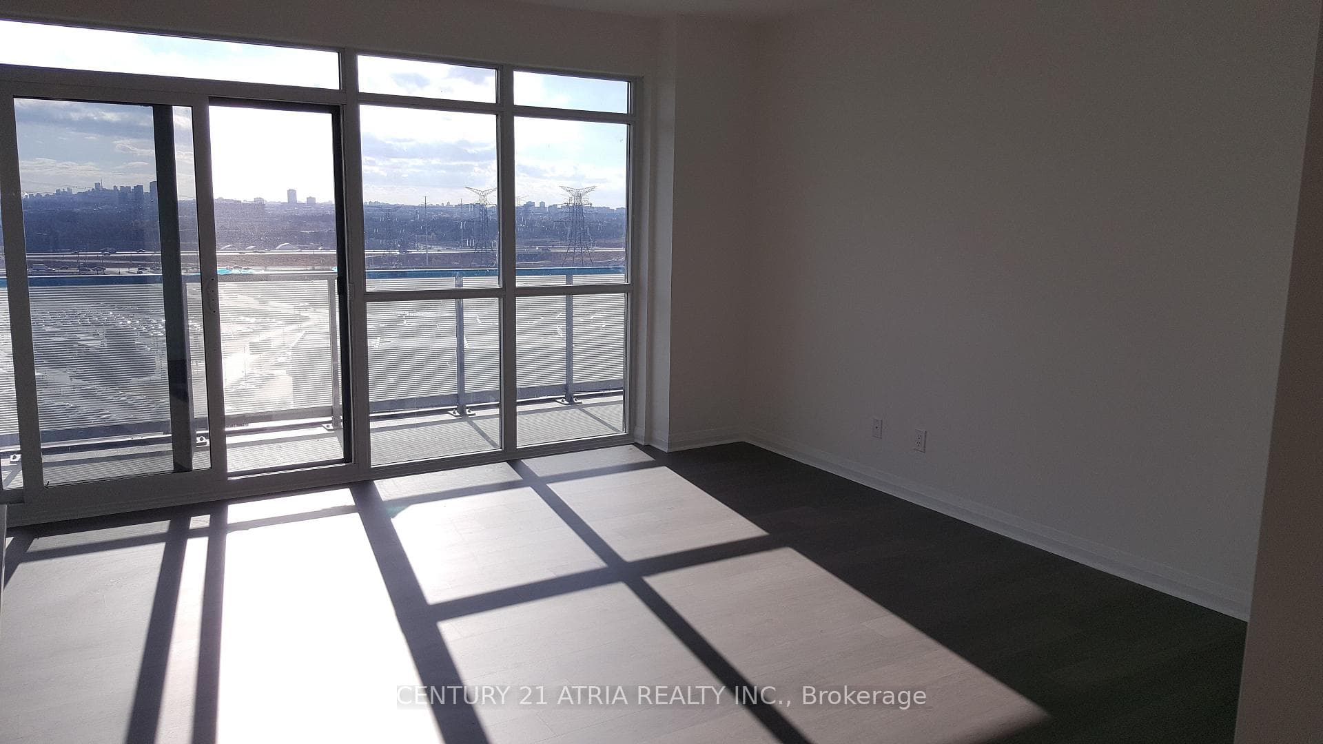 55 Oneida Crescent Unit 1404 photo 9