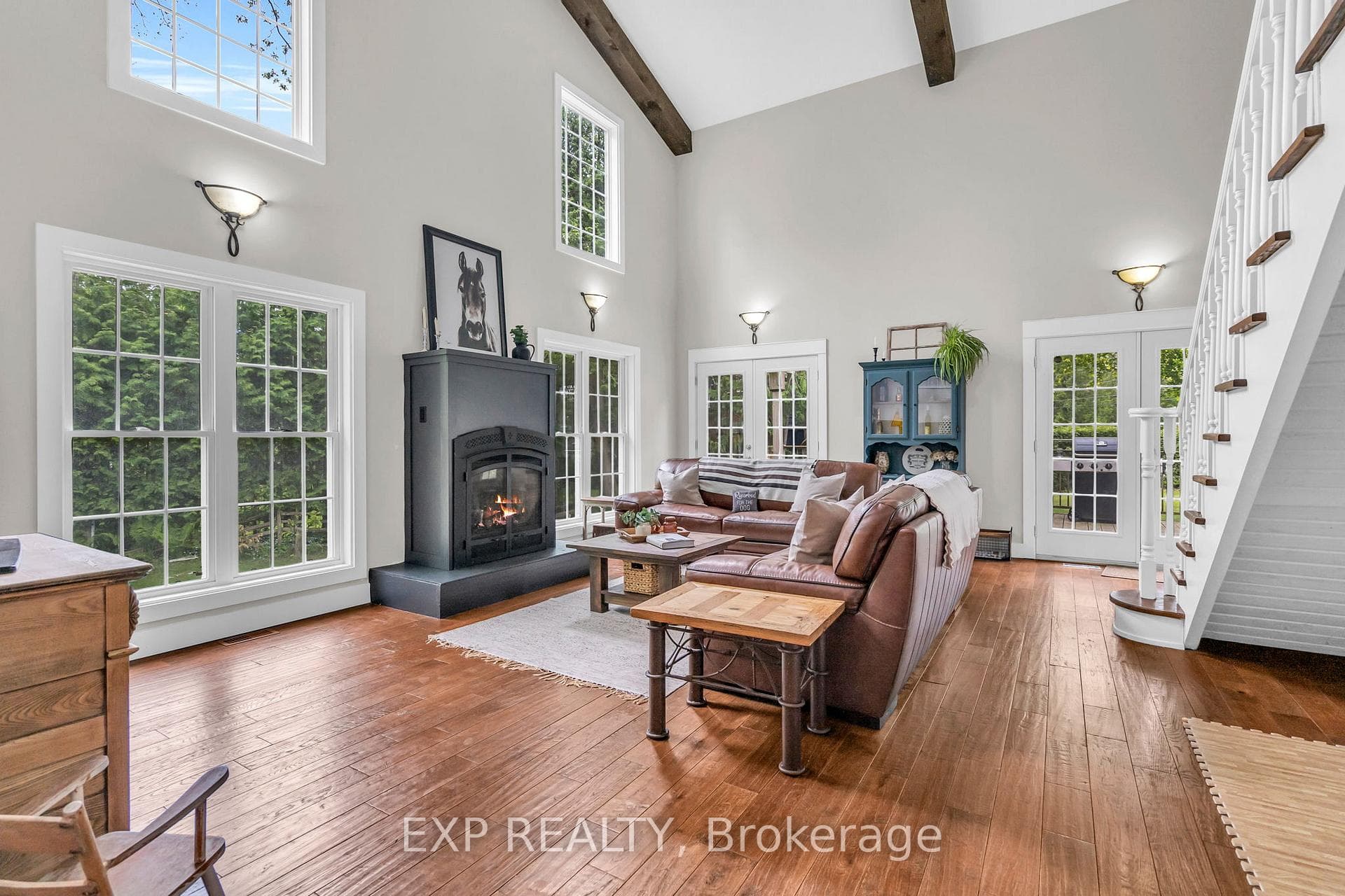 89 River Street photo 11