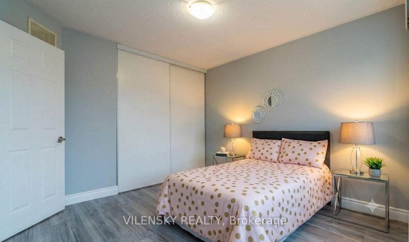 1331 Whitelaw Avenue photo 11