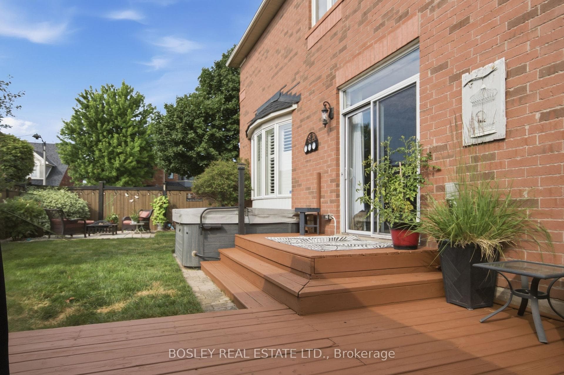 2160 Highcliffe Way photo 44
