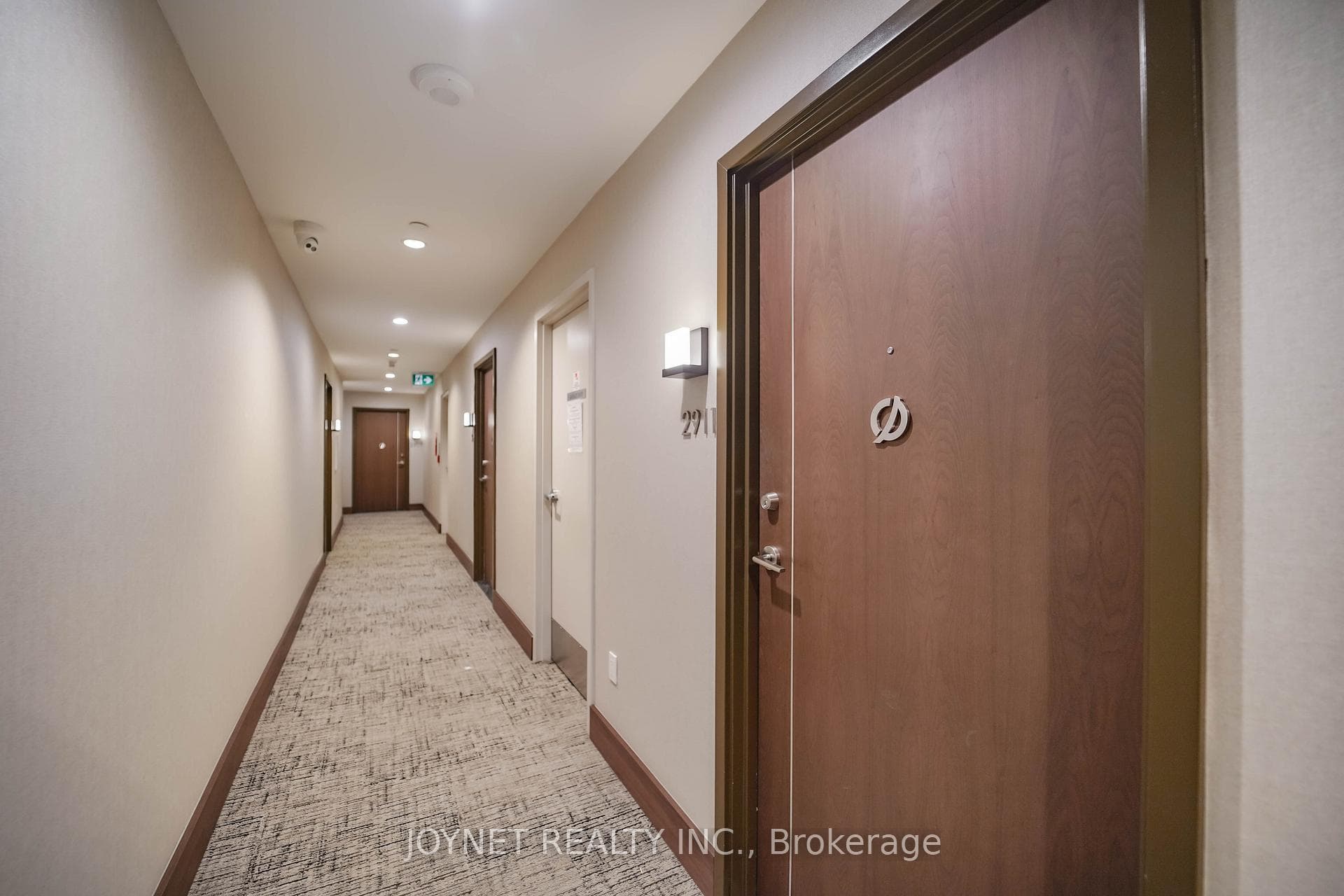 117 Mcmahon Drive Unit 2911 photo 39