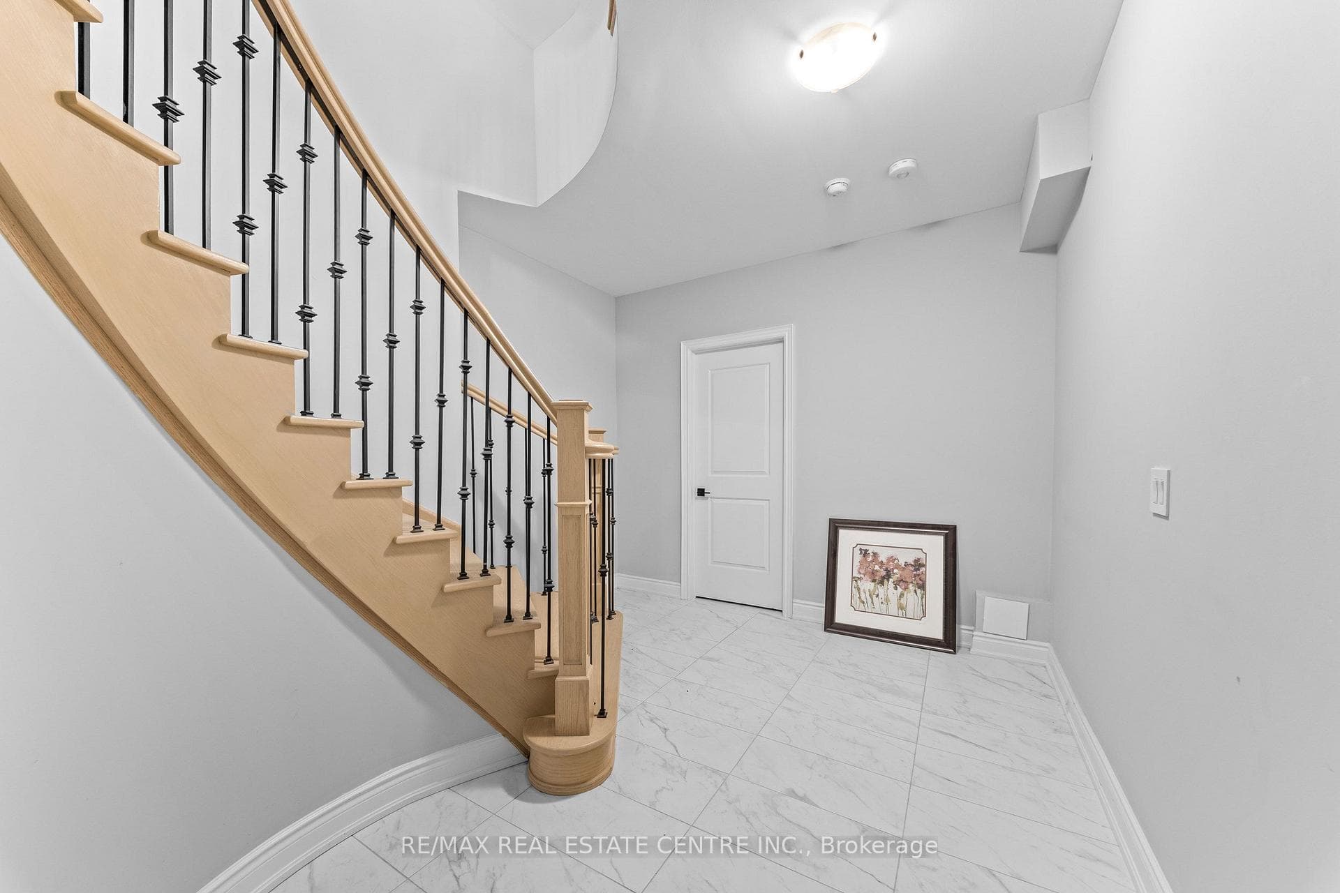 70 Appleyard Avenue photo 45