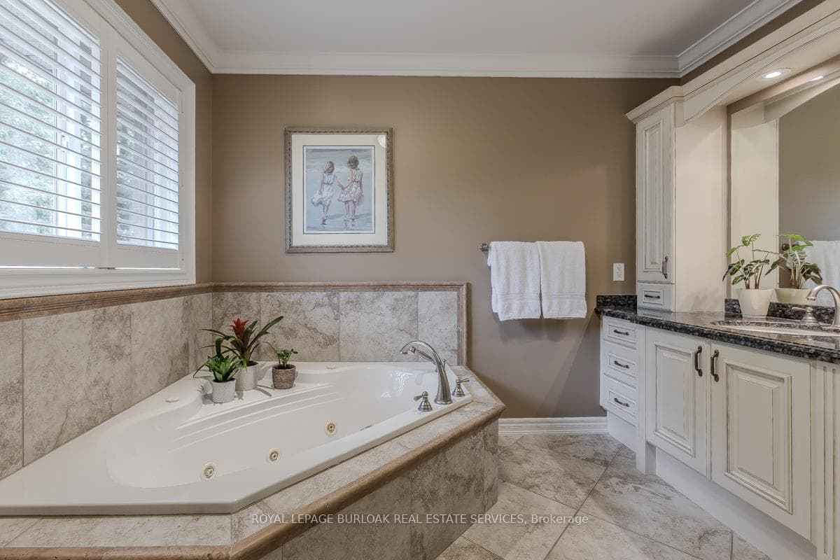641 Greenwood Drive Unit 1 photo 23