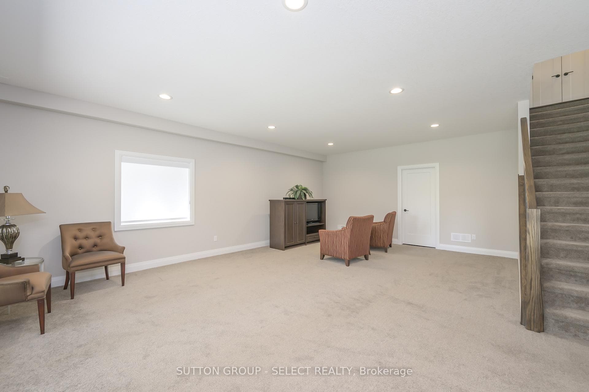 2290 Torrey Pines Way Unit 31 photo 27