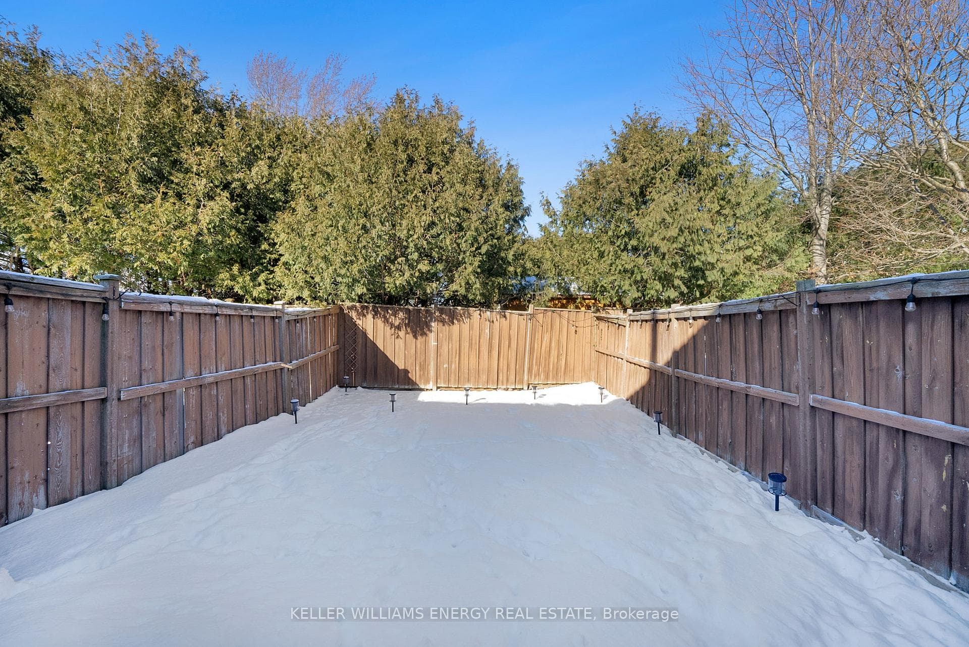 16 Creekwood Crescent photo 42
