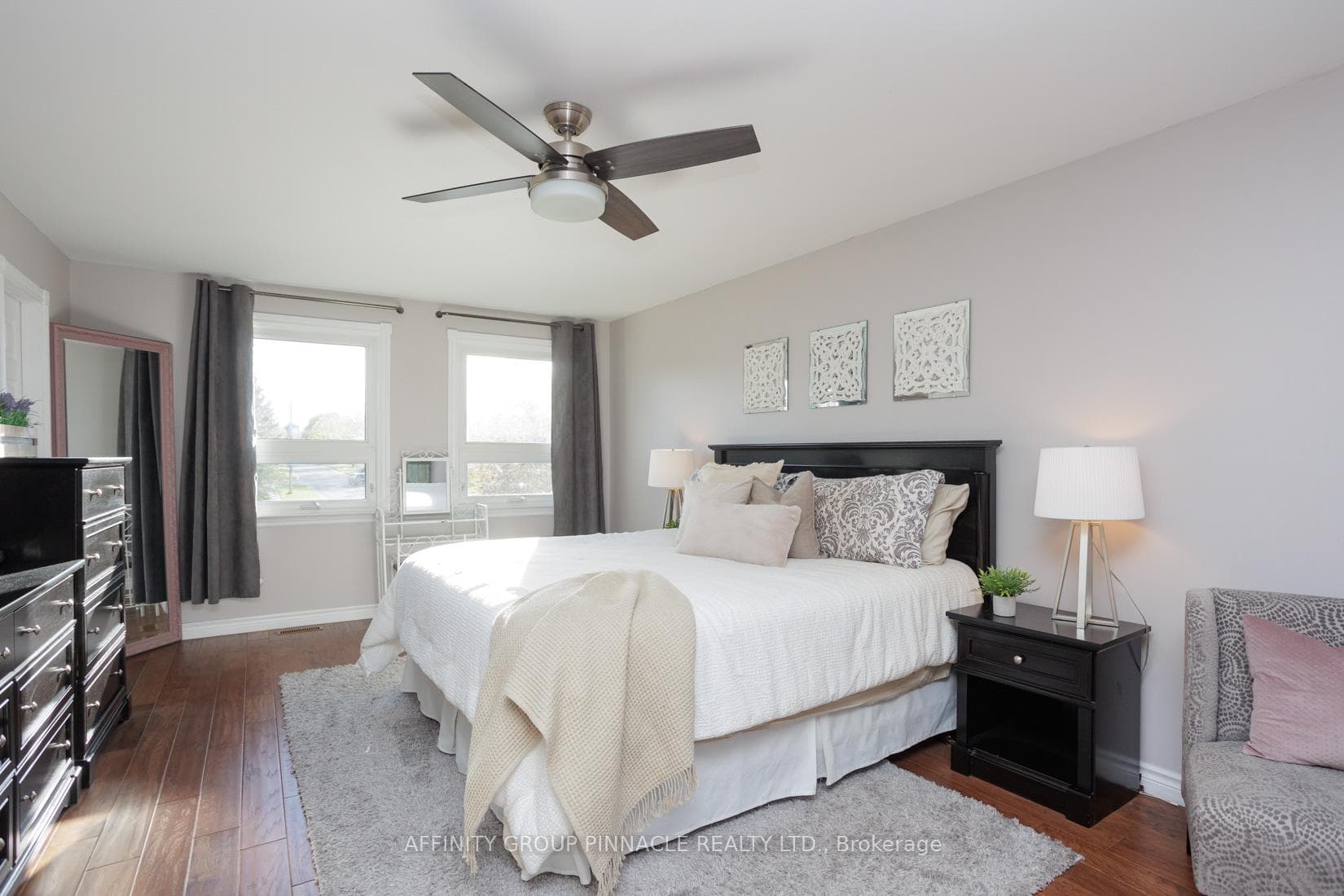 143 Sanderling Crescent photo 29