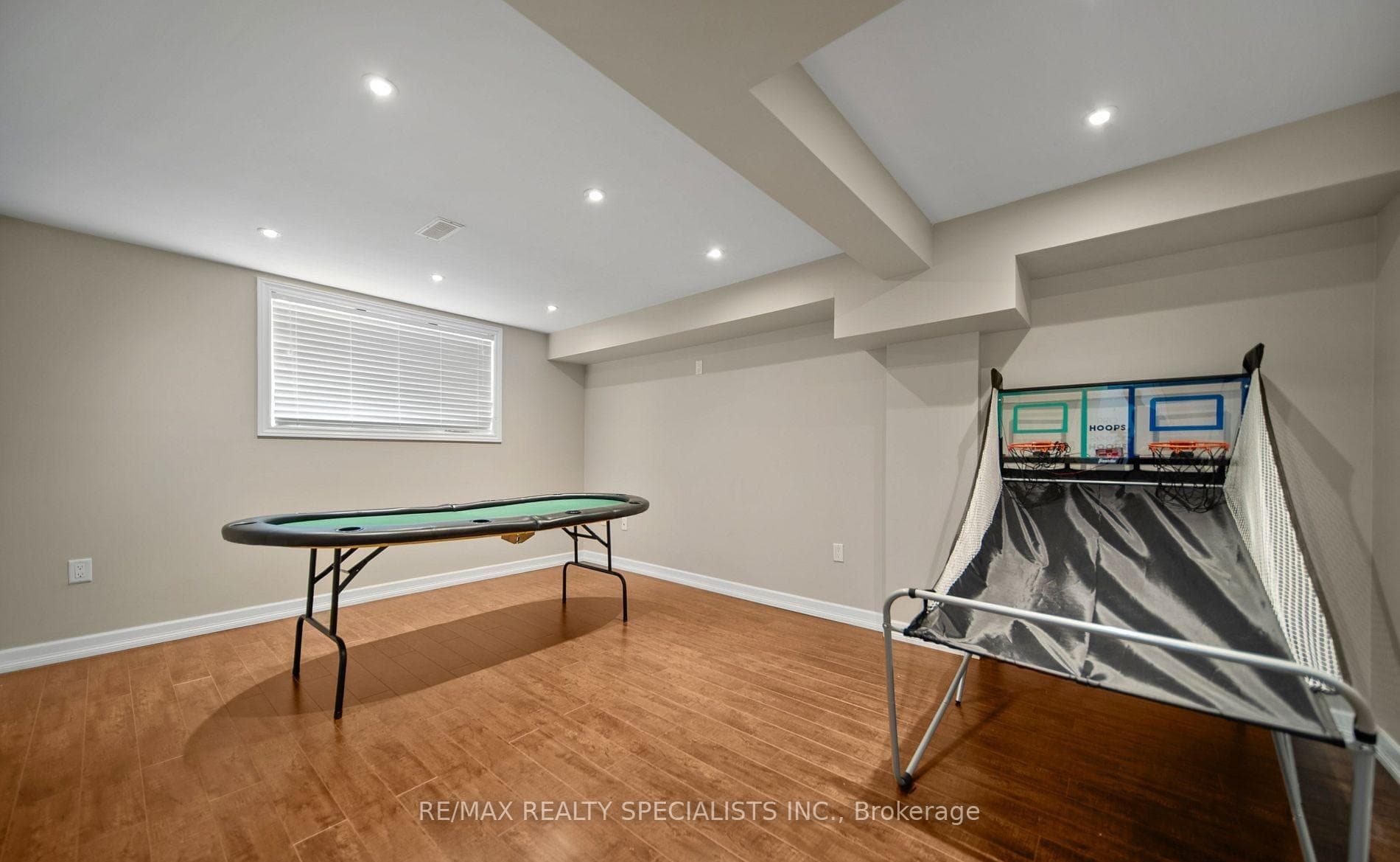 31 Saint Hubert Drive photo 36