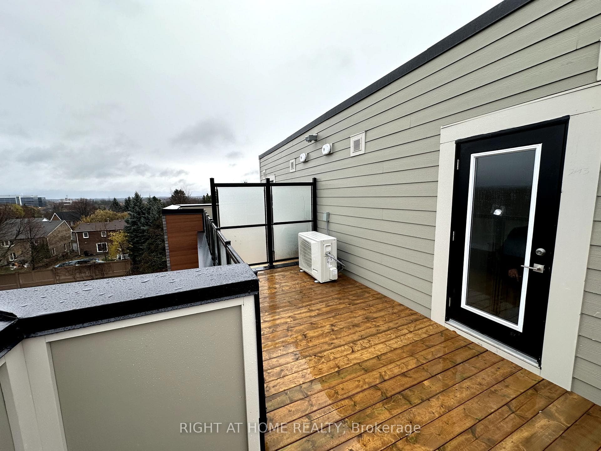 22 Lytham Green Circle Unit 26 photo 29