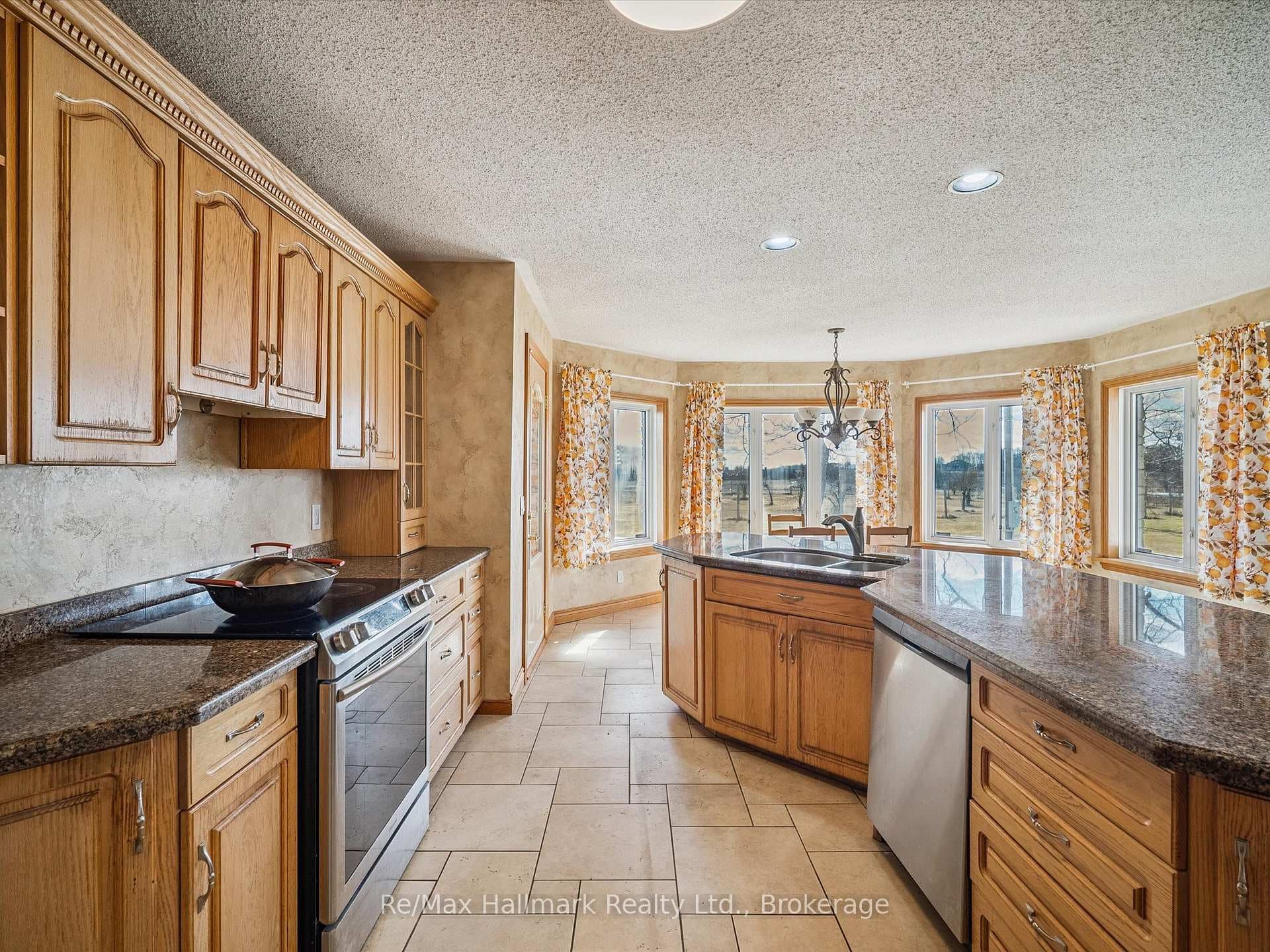 232 Eighth Road photo 20