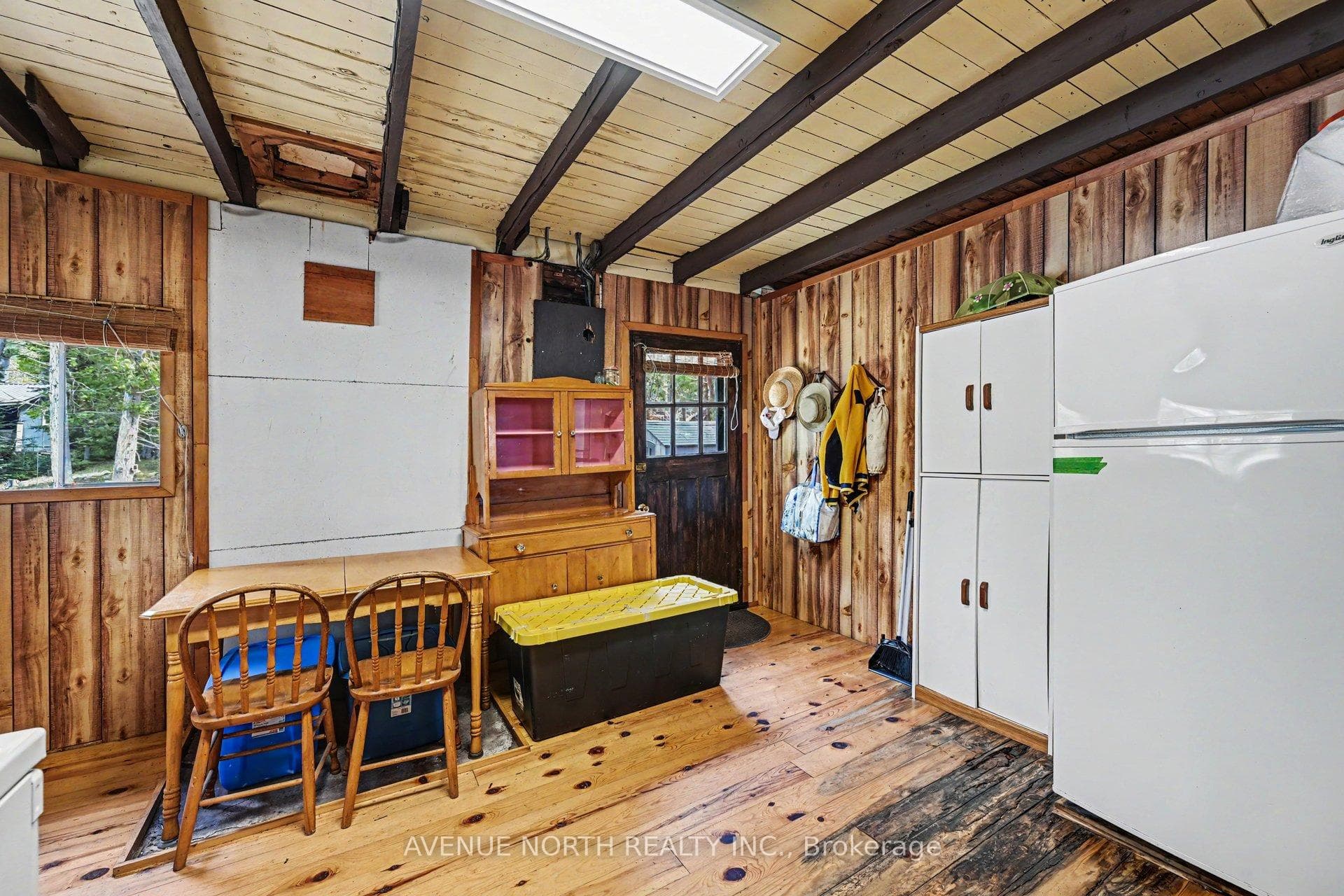 366 Holly Lane photo 11