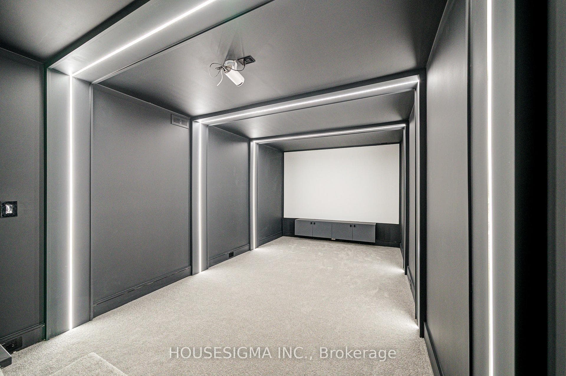 151 Dewbourne Avenue photo 21