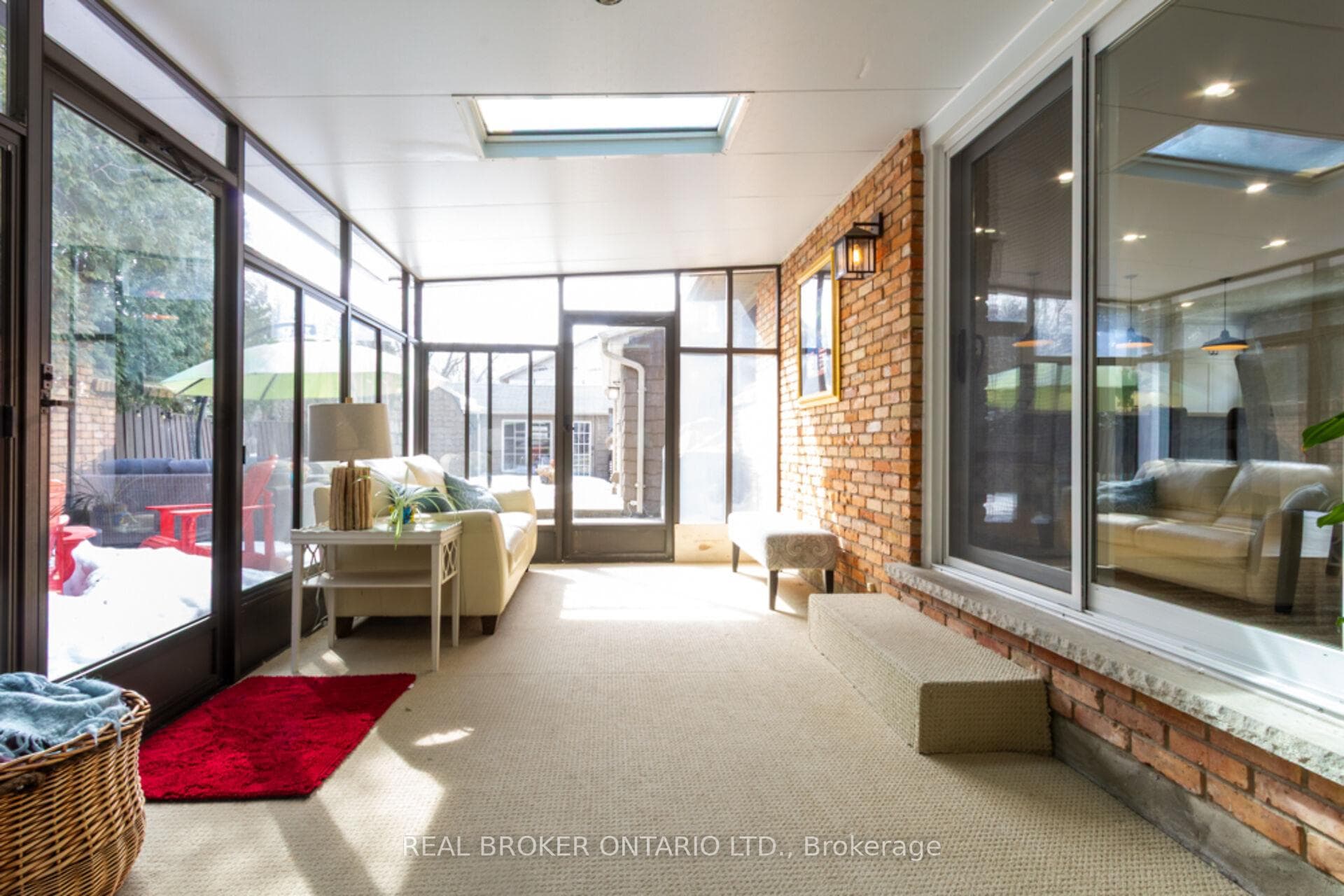15 Coachman Crescent photo 37