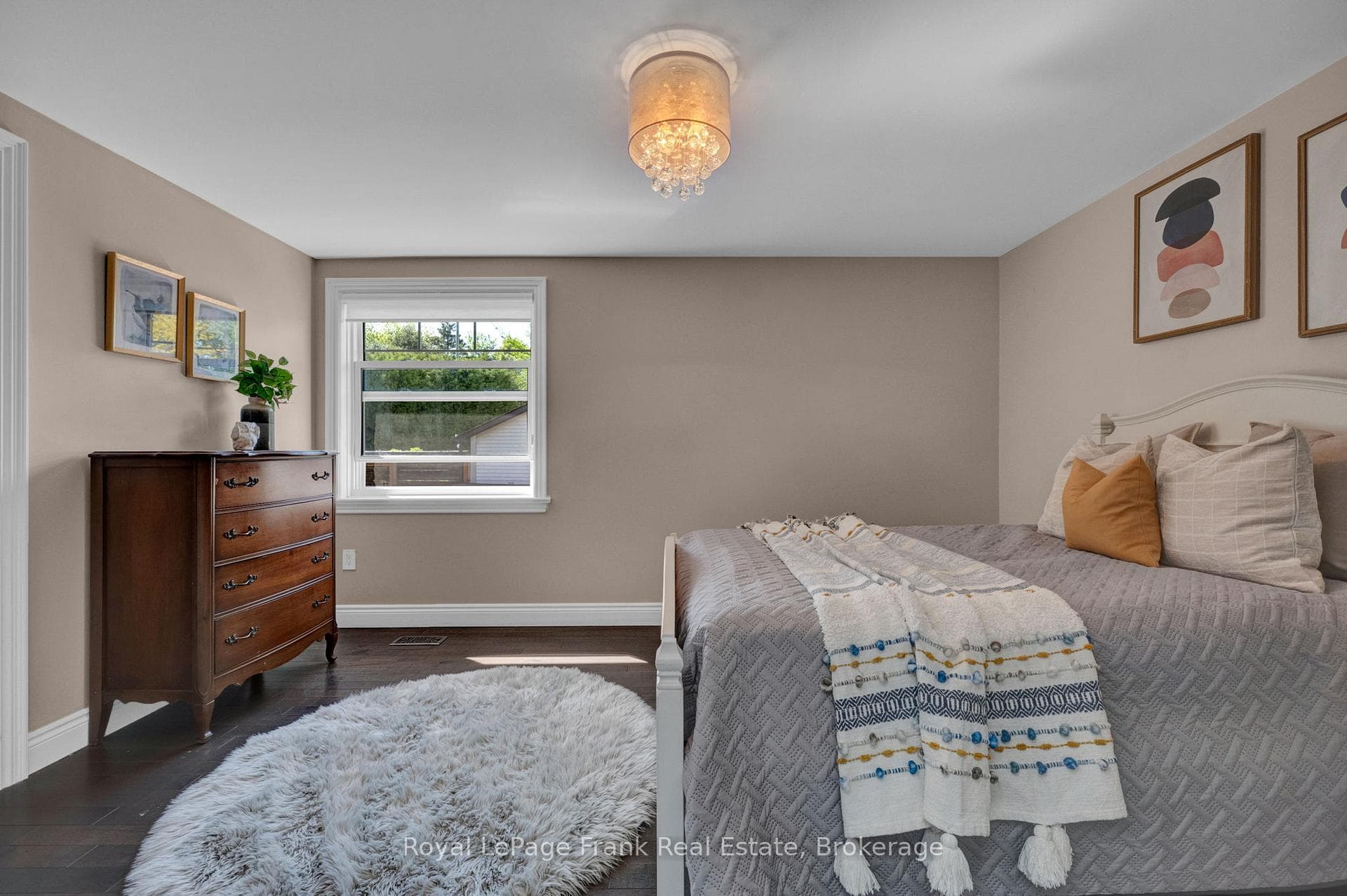 777 Shetland Court photo 45
