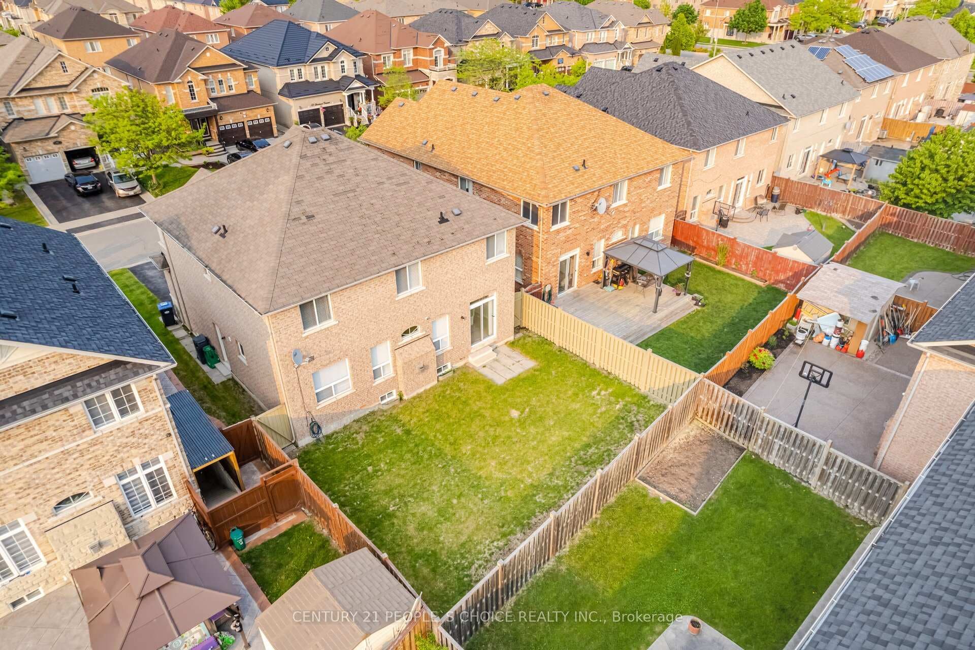 19 Dovehaven Crescent photo 38