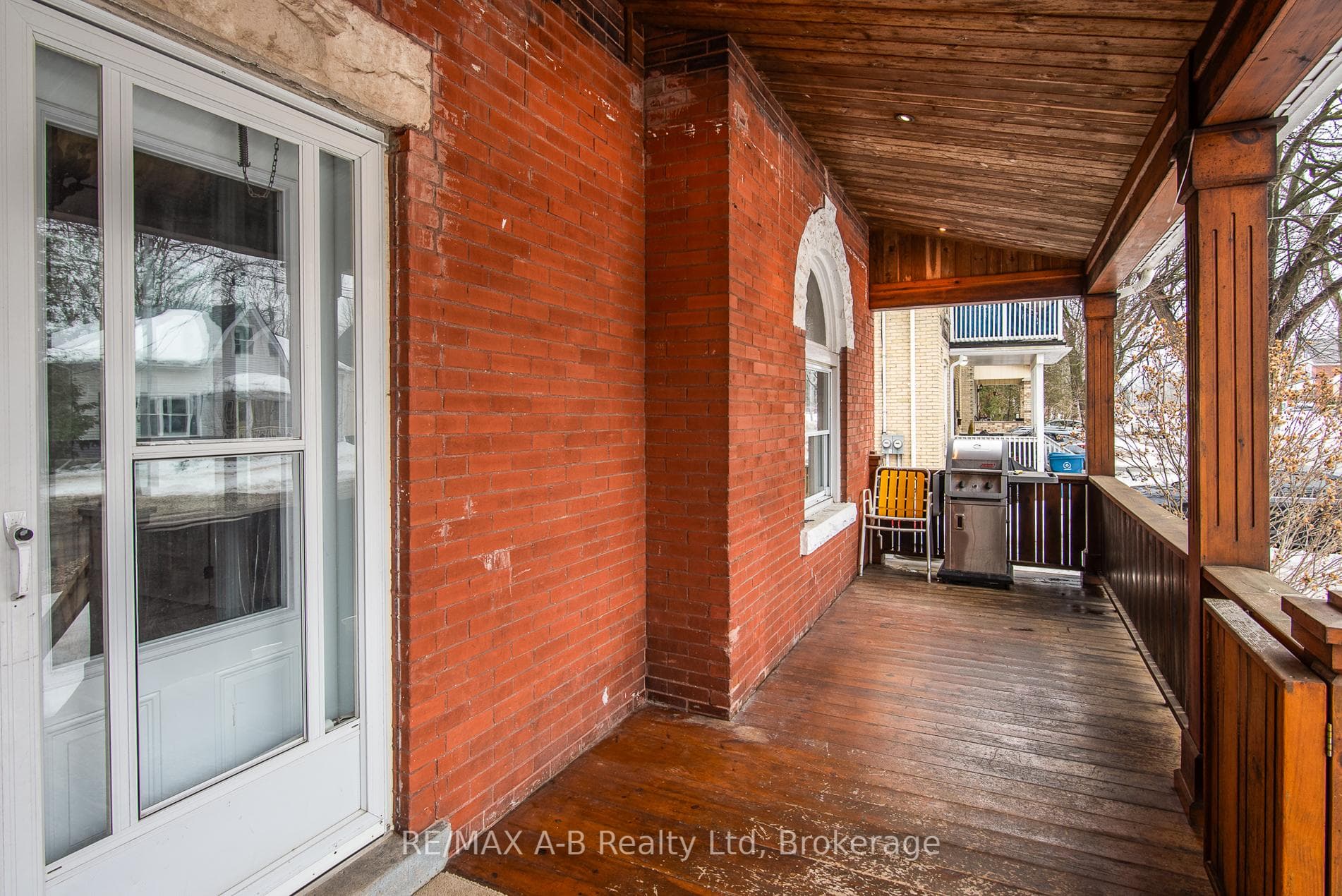 56 West Gore Street photo 3