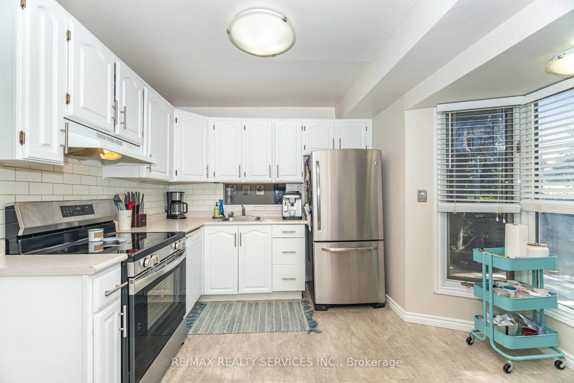 85 Eldomar Avenue photo 16