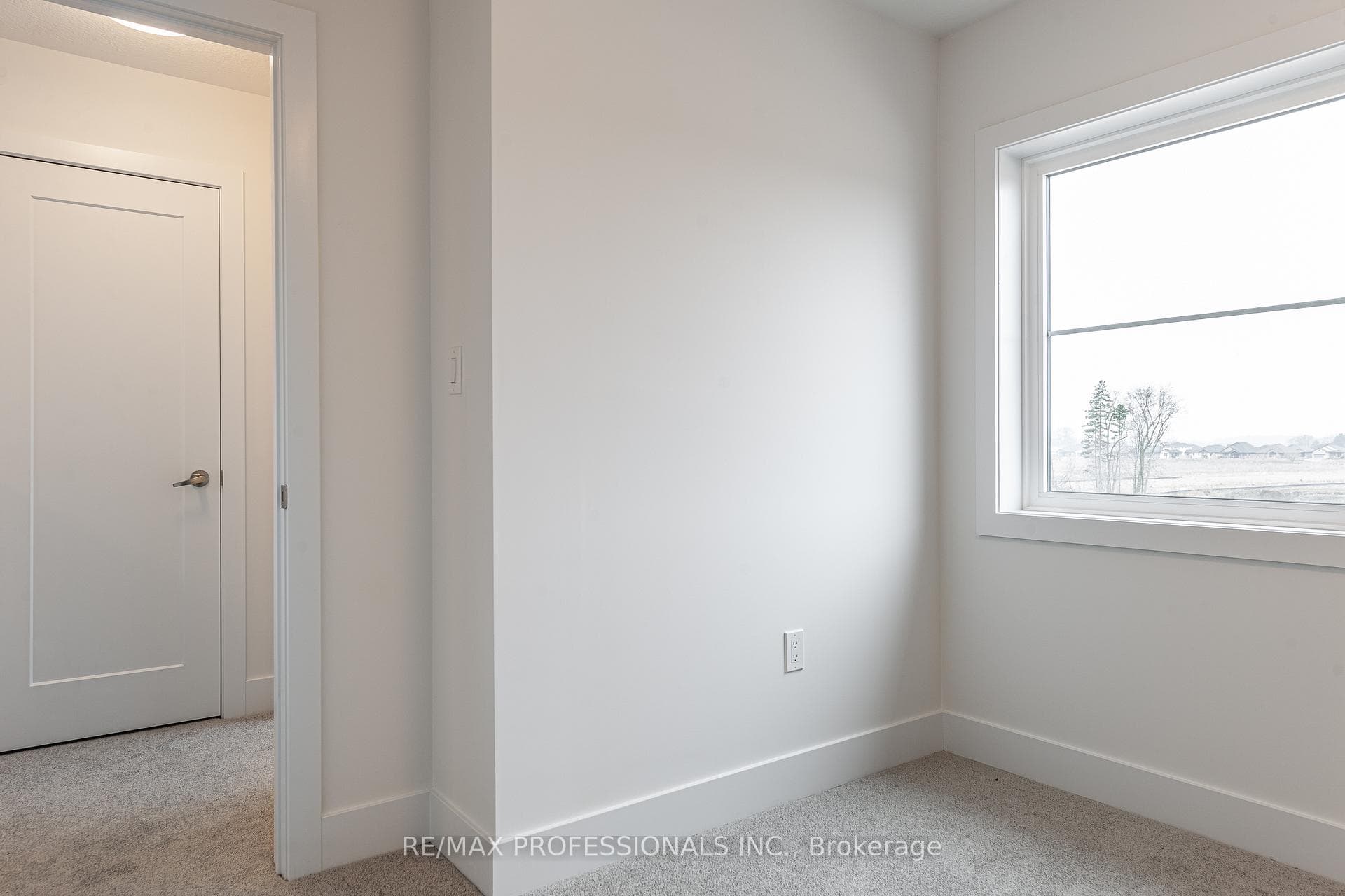 50 Balladry Avenue photo 40