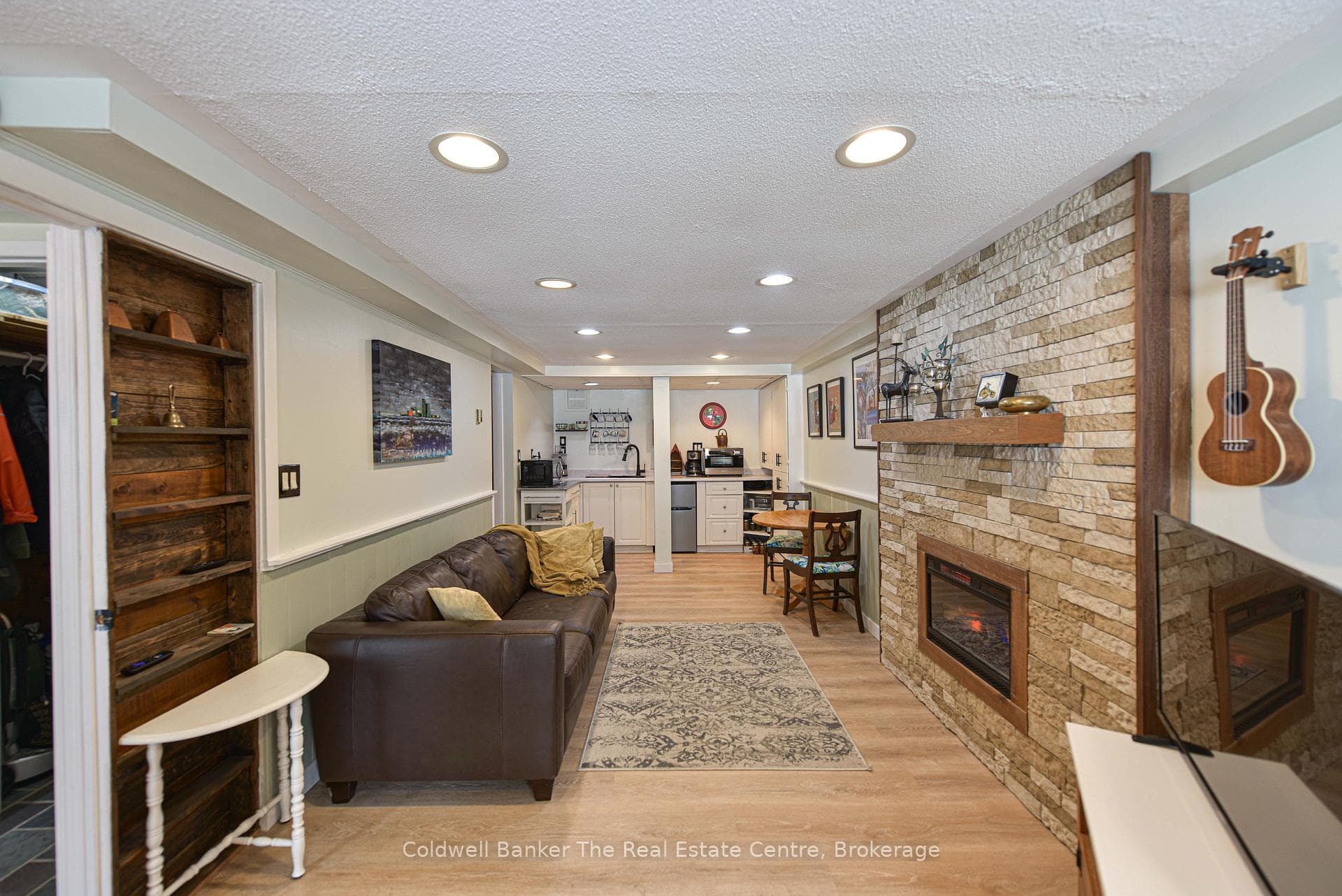 822 Pinedale Road photo 7