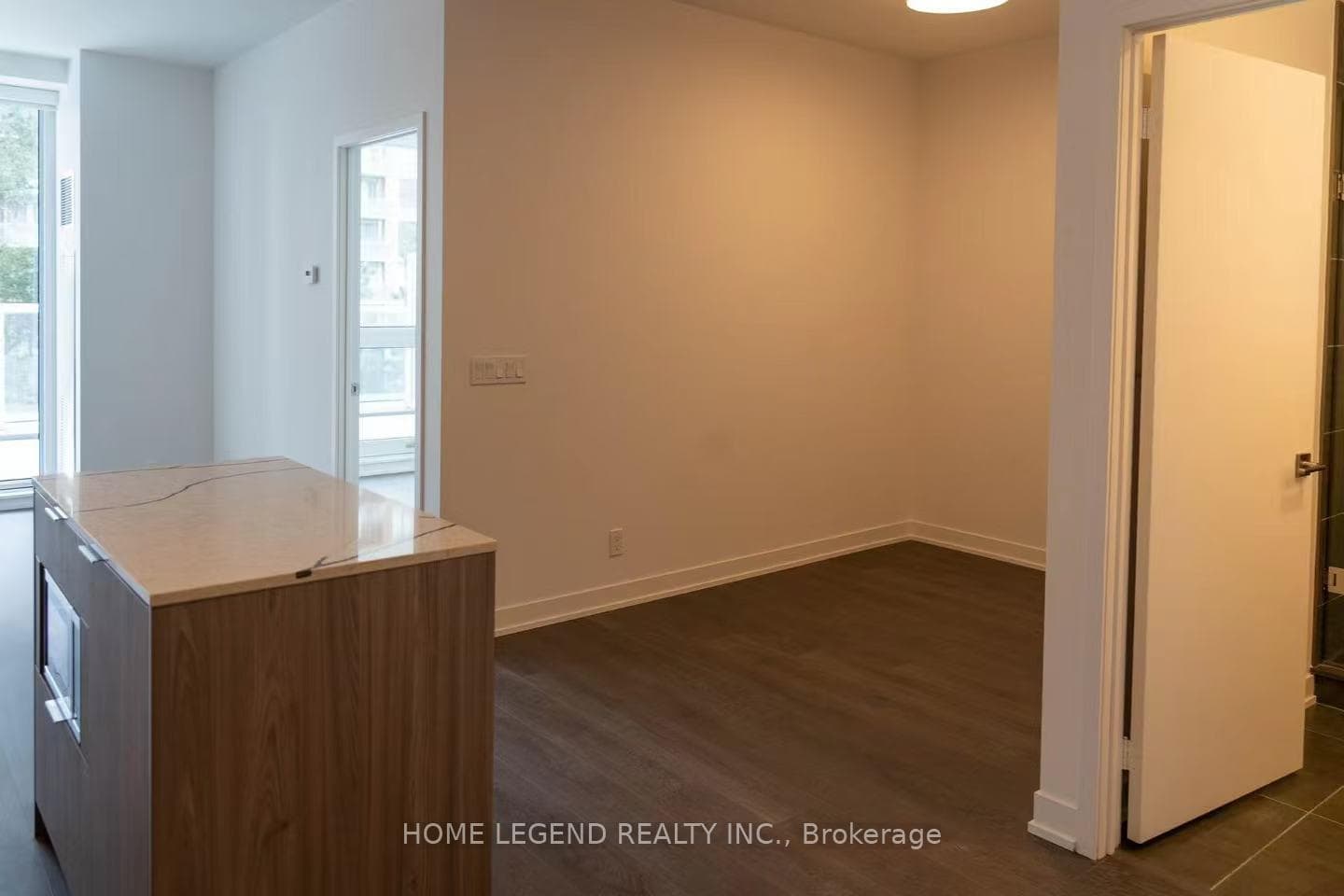 15 Holmes Avenue Unit 315 photo 5
