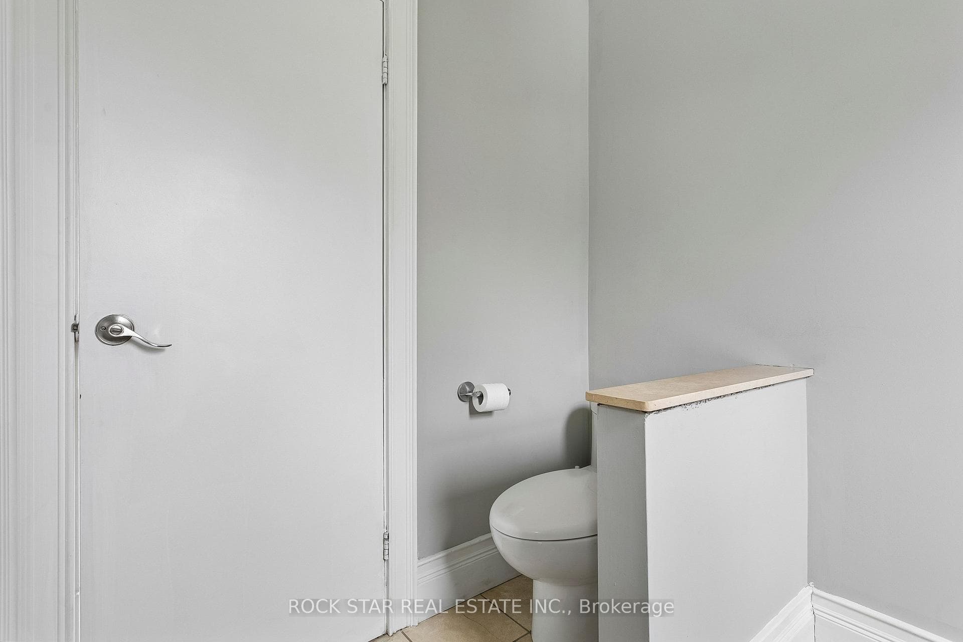 379 Ontario Street photo 9