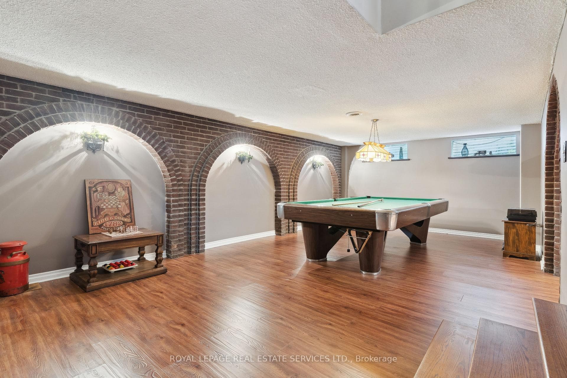 116 Clement Road photo 32