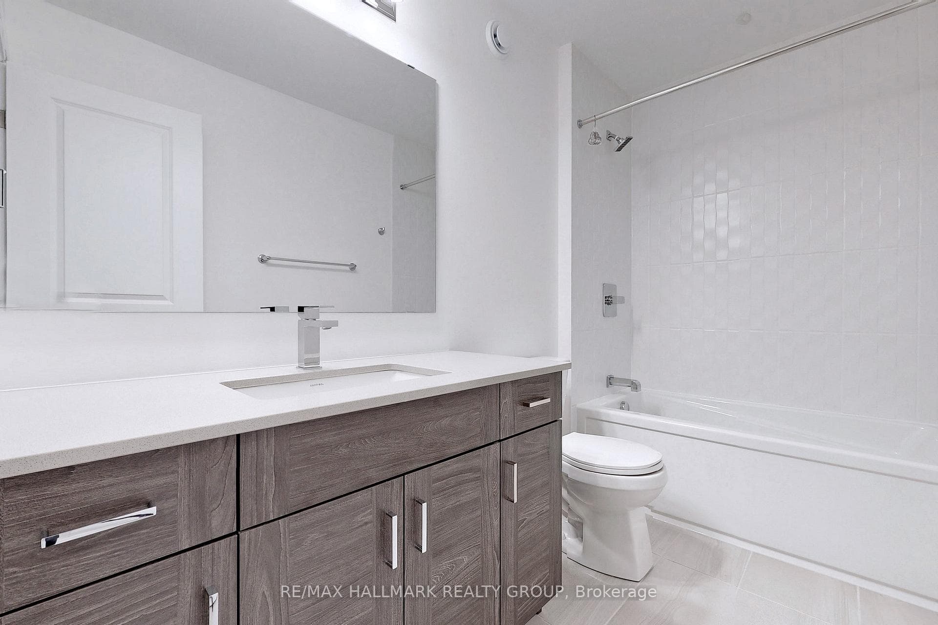 718 Twist Way photo 27